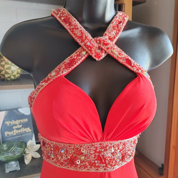 Red Prom/Formal Dress with Interlocking Neckline and Deep V - Picture 3 of 12